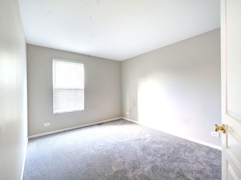 Tiny photo for 6 Forsythia Court, Bolingbrook, IL 60490 (MLS # 12641107)