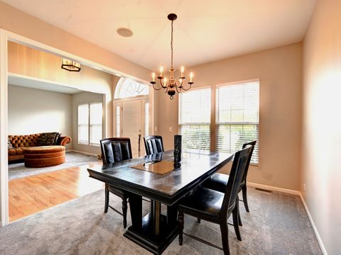 Tiny photo for 6 Forsythia Court, Bolingbrook, IL 60490 (MLS # 12641107)