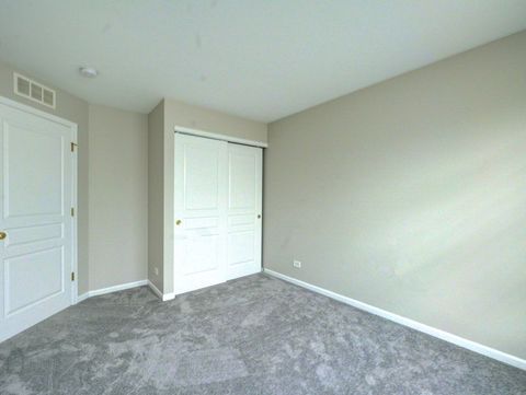 Tiny photo for 6 Forsythia Court, Bolingbrook, IL 60490 (MLS # 12641107)