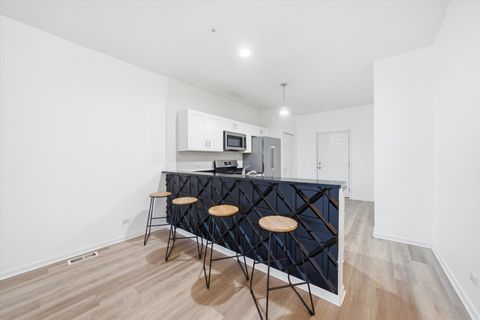 Tiny photo for 1010 Regent Drive, Matteson, IL 60443 (MLS # 12592128)