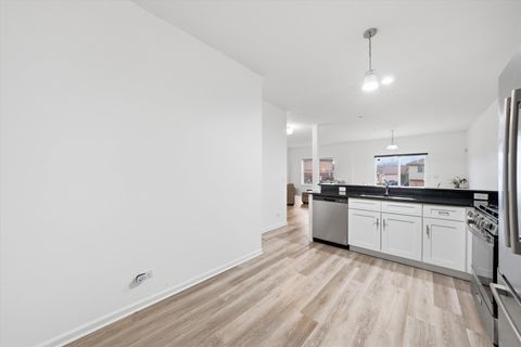 Tiny photo for 1010 Regent Drive, Matteson, IL 60443 (MLS # 12592128)