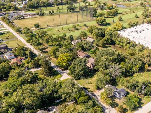 Tiny photo for 1046 E Van Buren Street, Villa Park, IL 60181 (MLS # 12479410)