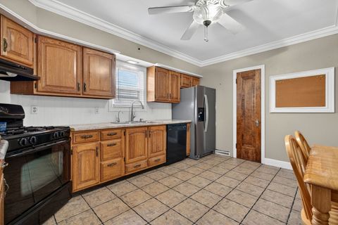 Tiny photo for 756 Douglas Street, Morris, IL 60450 (MLS # 12641868)