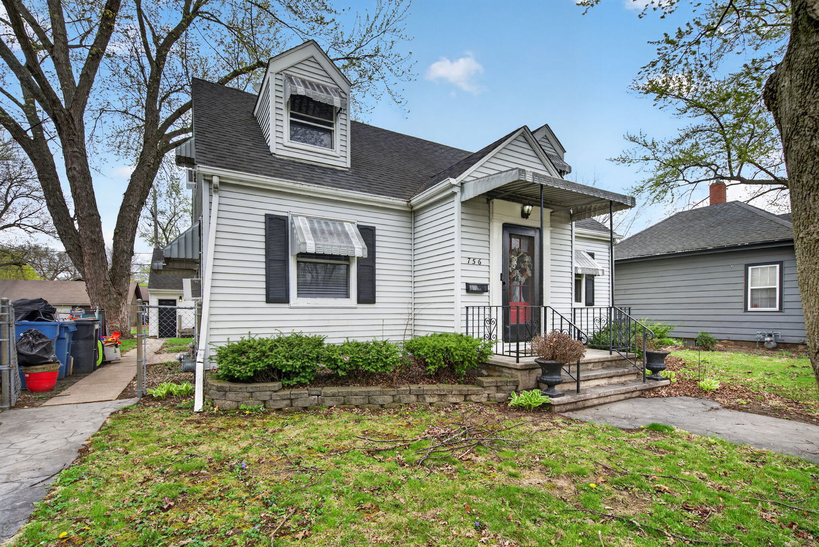 756 Douglas Street