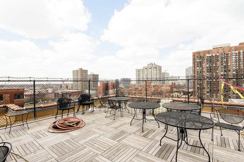Tiny photo for 700 W BITTERSWEET Place #711, Chicago, IL 60613 (MLS # 12683987)