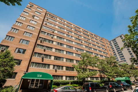 Photo of 700 W BITTERSWEET Place #711, Chicago, IL 60613 (MLS # 12683987)