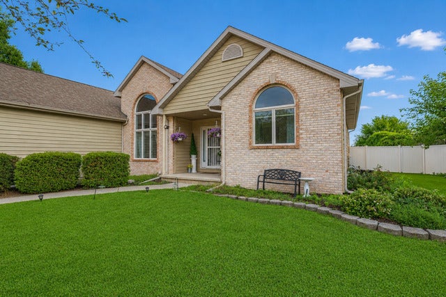 219 Greenbriar Lane