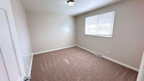 Tiny photo for 1325 E 168th Place, South Holland, IL 60473 (MLS # 12509205)