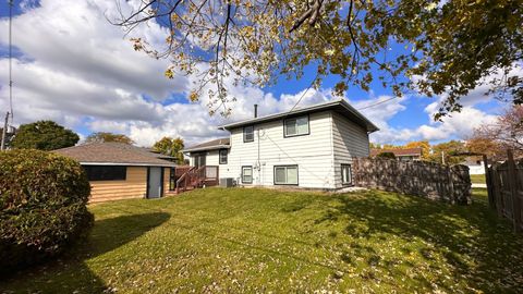 Tiny photo for 1325 E 168th Place, South Holland, IL 60473 (MLS # 12509205)