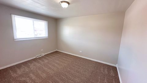 Tiny photo for 1325 E 168th Place, South Holland, IL 60473 (MLS # 12509205)