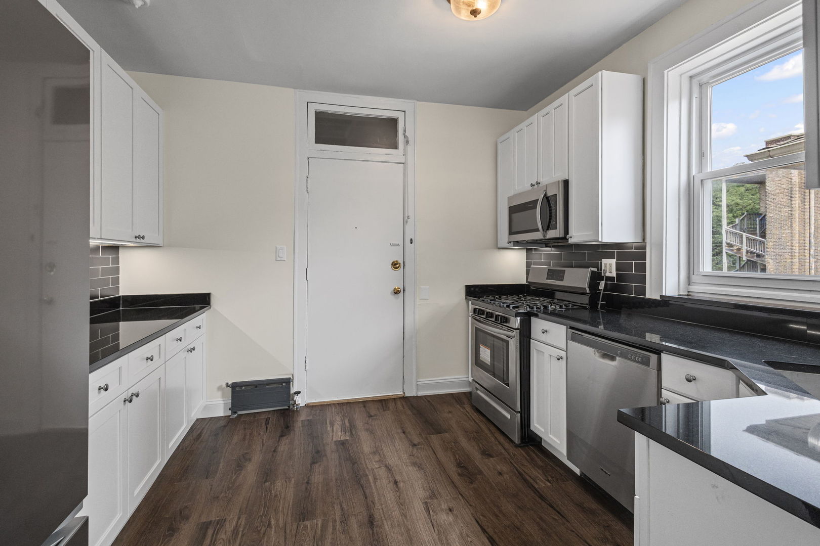 2712 W Winnemac Avenue 2