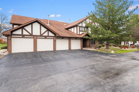 Photo of 906 E Steger Road #5, Crete, IL 60417 (MLS # 12518910)
