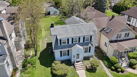 Tiny photo for 421 Leonard Street, Park Ridge, IL 60068 (MLS # 12614707)