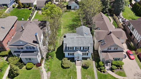 Tiny photo for 421 Leonard Street, Park Ridge, IL 60068 (MLS # 12614707)