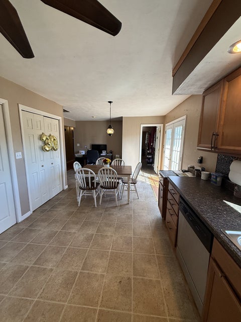 Tiny photo for 600 S Spruce Street, Patoka, IL 62875 (MLS # 12792077)