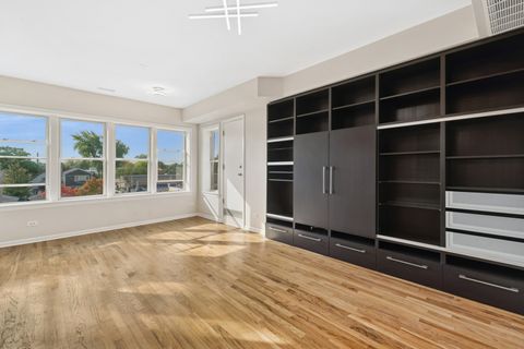 Tiny photo for 1740 W Foster Avenue #3F, Chicago, IL 60640 (MLS # 12571567)