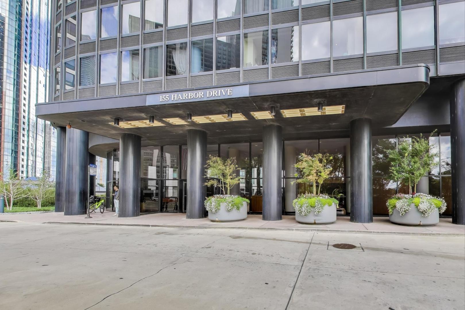 155 N Harbor Drive 4101-4102
