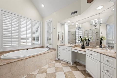 Tiny photo for 530 Oak Knoll Drive, Lake Forest, IL 60045 (MLS # 12547870)