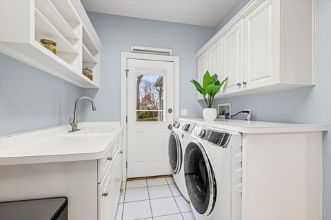 Tiny photo for 530 Oak Knoll Drive, Lake Forest, IL 60045 (MLS # 12547870)