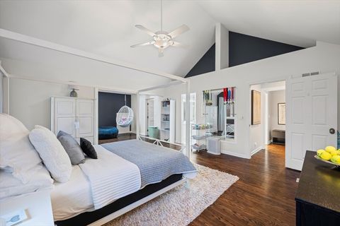 Tiny photo for 530 Oak Knoll Drive, Lake Forest, IL 60045 (MLS # 12547870)