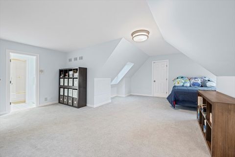 Tiny photo for 530 Oak Knoll Drive, Lake Forest, IL 60045 (MLS # 12547870)