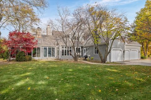 Tiny photo for 530 Oak Knoll Drive, Lake Forest, IL 60045 (MLS # 12547870)