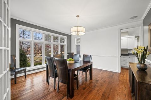 Tiny photo for 530 Oak Knoll Drive, Lake Forest, IL 60045 (MLS # 12547870)