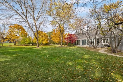 Tiny photo for 530 Oak Knoll Drive, Lake Forest, IL 60045 (MLS # 12547870)