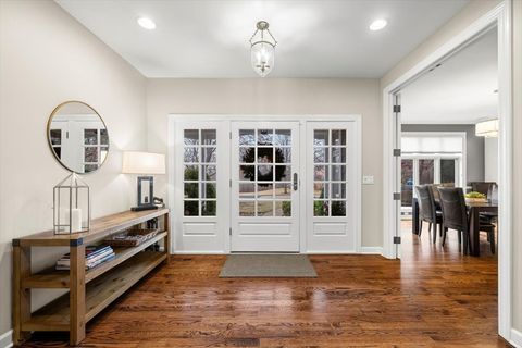 Tiny photo for 530 Oak Knoll Drive, Lake Forest, IL 60045 (MLS # 12547870)