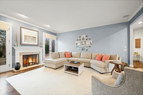 Tiny photo for 530 Oak Knoll Drive, Lake Forest, IL 60045 (MLS # 12547870)