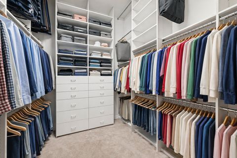 Tiny photo for 530 Oak Knoll Drive, Lake Forest, IL 60045 (MLS # 12547870)