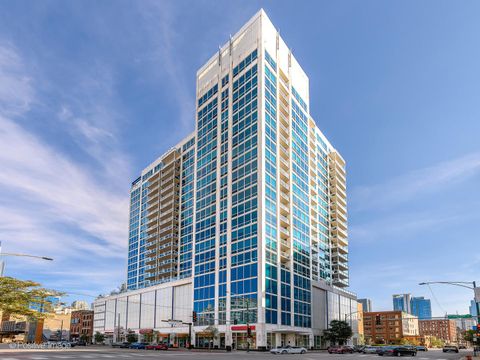 757 N Orleans Street 1612 Chicago IL 60654