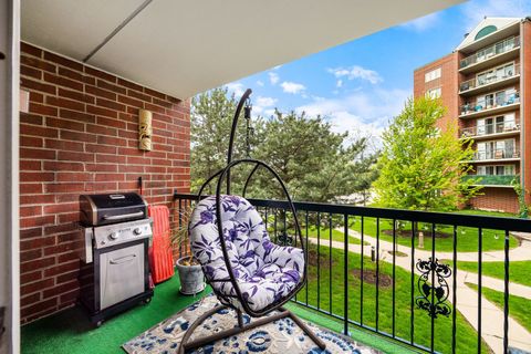 Tiny photo for 8560 W Foster Avenue #203, Norridge, IL 60706 (MLS # 12669629)