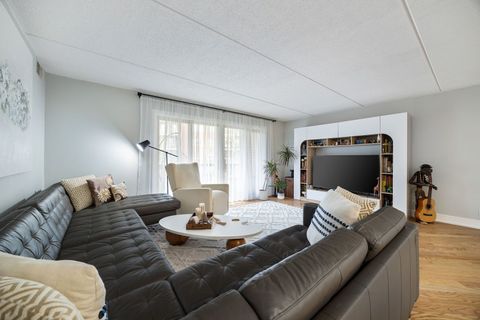 Tiny photo for 8560 W Foster Avenue #203, Norridge, IL 60706 (MLS # 12669629)