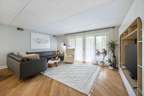 Tiny photo for 8560 W Foster Avenue #203, Norridge, IL 60706 (MLS # 12669629)