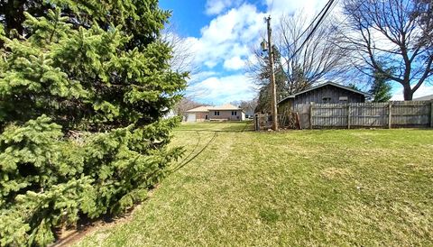 Tiny photo for Crest Hill, IL 60403 (MLS # 12587460)