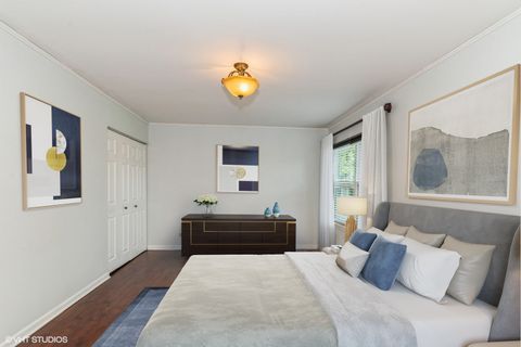 Tiny photo for 13296 W Heiden Circle, Lake Bluff, IL 60044 (MLS # 12468659)