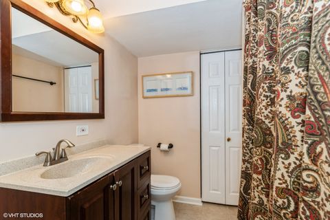 Tiny photo for 13296 W Heiden Circle, Lake Bluff, IL 60044 (MLS # 12468659)