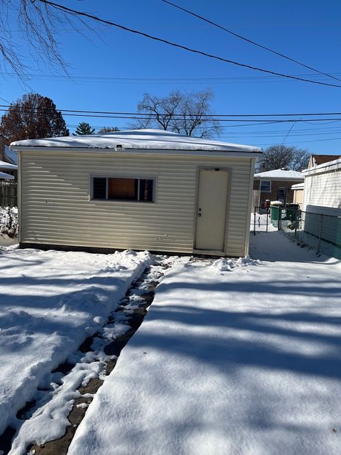 Tiny photo for 14414 Parnell Avenue, Riverdale, IL 60827 (MLS # 12529018)