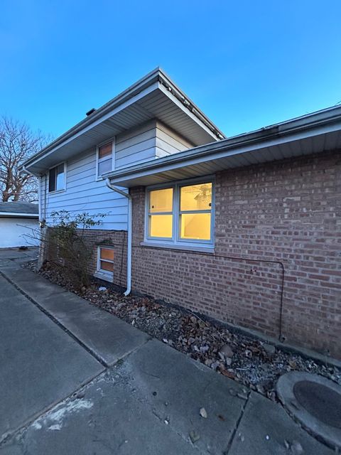 A home in Dolton