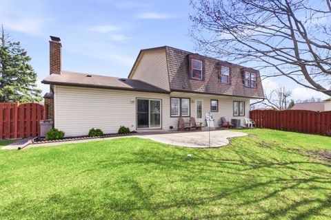 Tiny photo for 1641 Missouri Drive, Elk Grove Village, IL 60007 (MLS # 12612785)