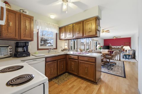 Tiny photo for 1641 Missouri Drive, Elk Grove Village, IL 60007 (MLS # 12612785)