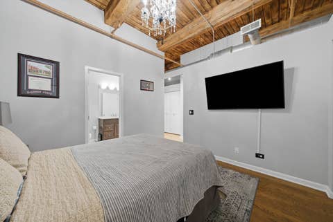 Tiny photo for 1525 S Michigan Avenue #212, Chicago, IL 60605 (MLS # 12731725)