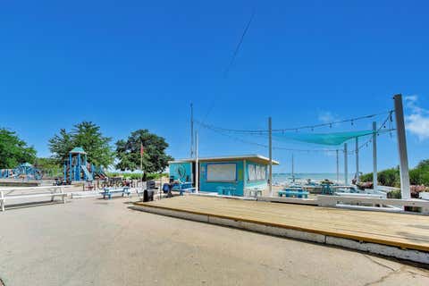 Tiny photo for 1229 W Greenleaf Avenue #GS, Chicago, IL 60626 (MLS # 12697901)