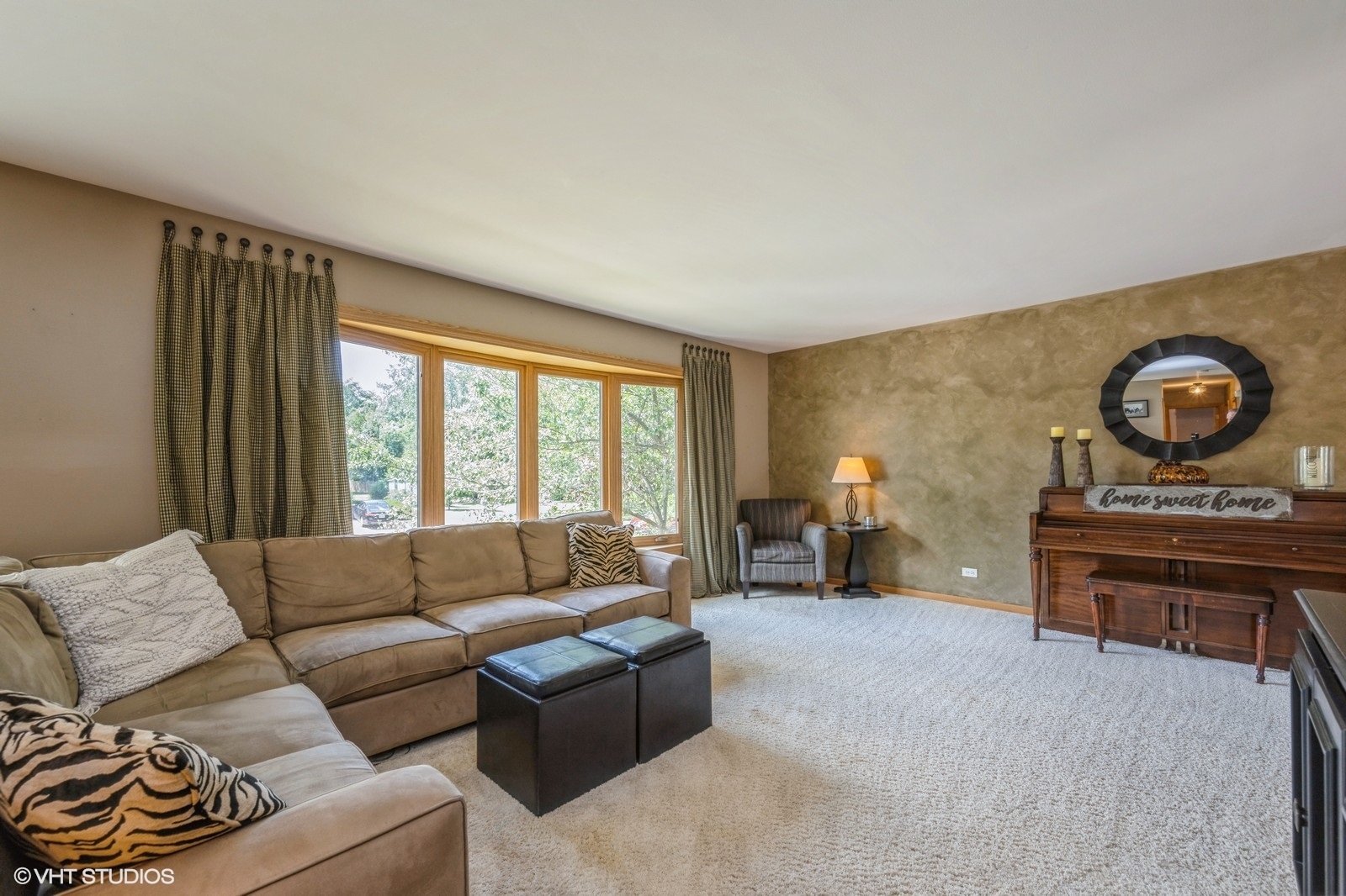 3725 Lexington Drive