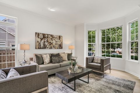 Tiny photo for 699 Snow Cap Court, Gurnee, IL 60031 (MLS # 12478230)