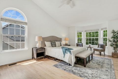 Tiny photo for 699 Snow Cap Court, Gurnee, IL 60031 (MLS # 12478230)