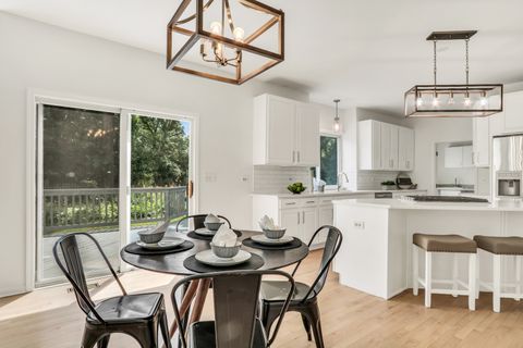 Tiny photo for 699 Snow Cap Court, Gurnee, IL 60031 (MLS # 12478230)