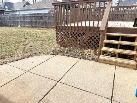 Tiny photo for 2618 7th Street, Peru, IL 61354 (MLS # 12551241)