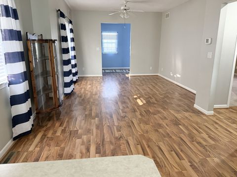 Tiny photo for 2618 7th Street, Peru, IL 61354 (MLS # 12551241)